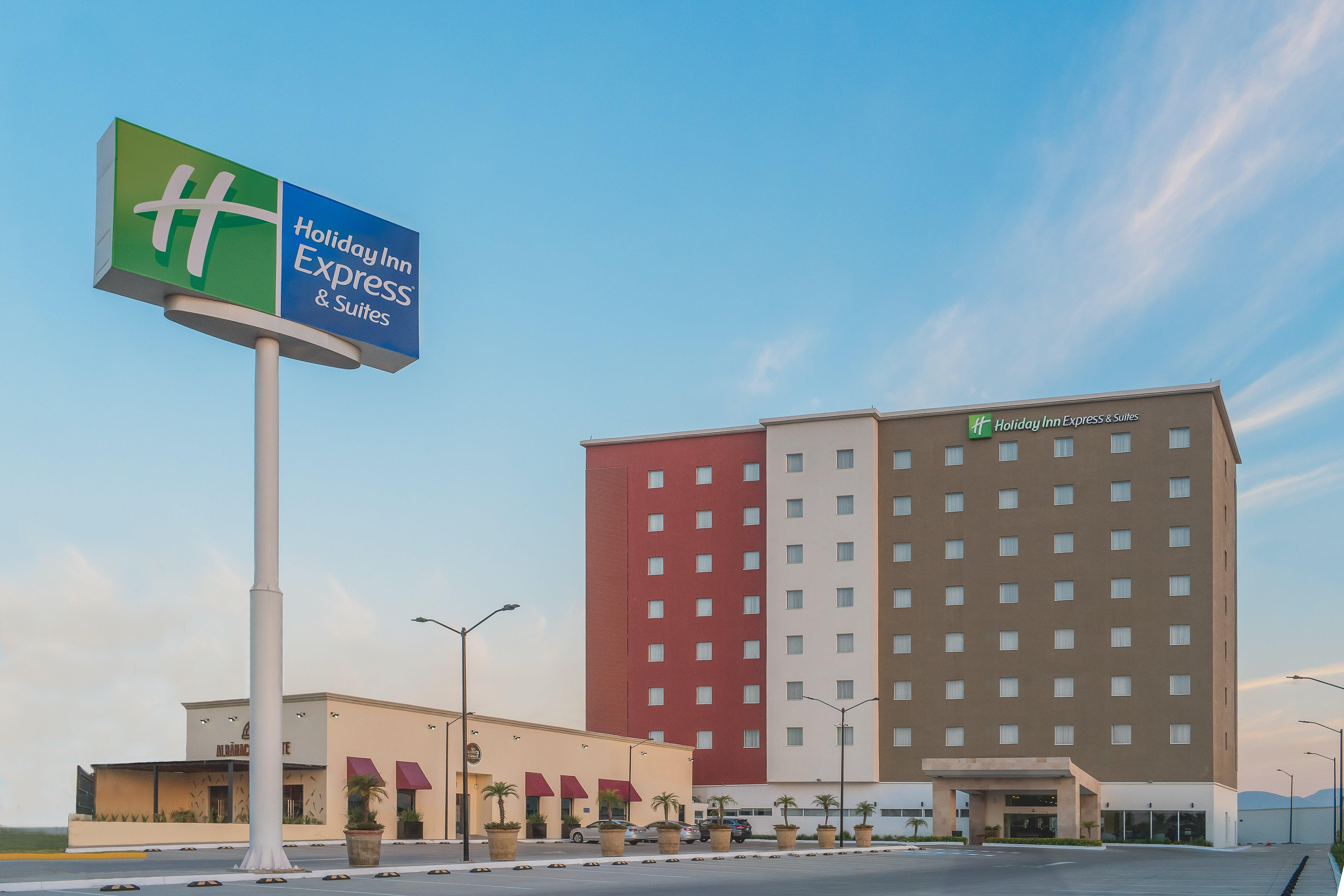 Holiday Inn Express & Suites Silao Aeropuerto Terminal, An Ihg Hotel Exteriér fotografie